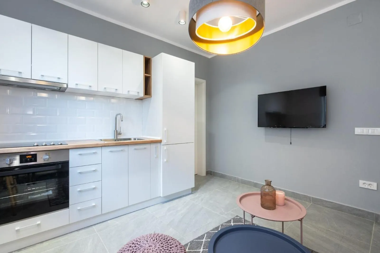 アパート Cozy Design Apartament In Magheru ブカレスト