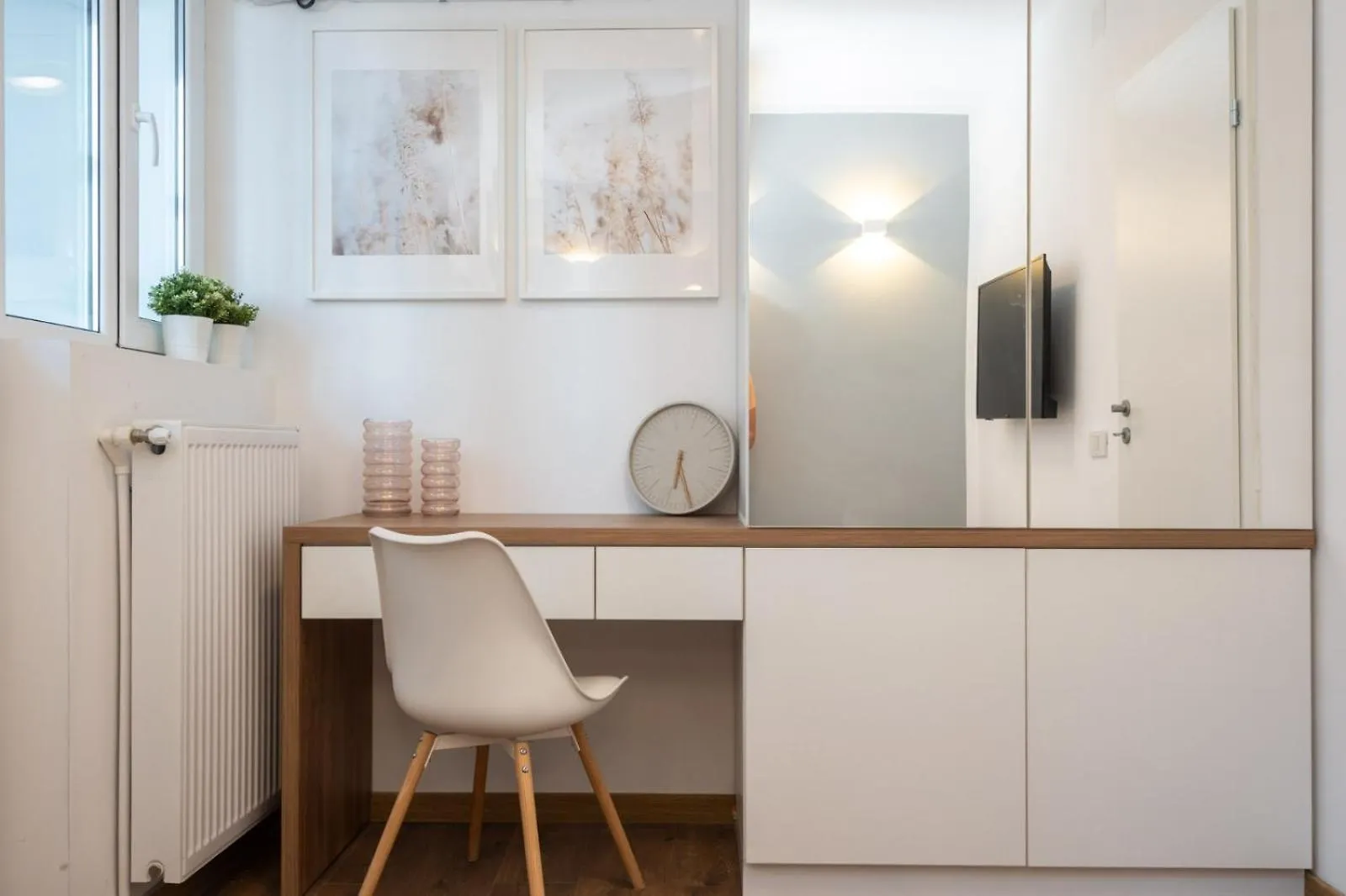 Cozy Design Apartament In Magheru ブカレスト アパート