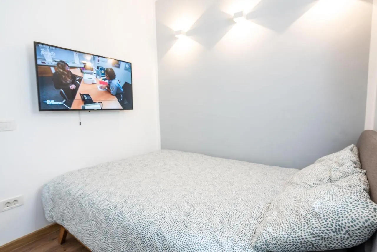 Cozy Design Apartament In Magheru Bucharest Romania